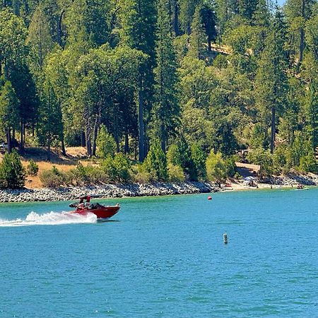 The Pines Resort & Conference Center Bass Lake Esterno foto