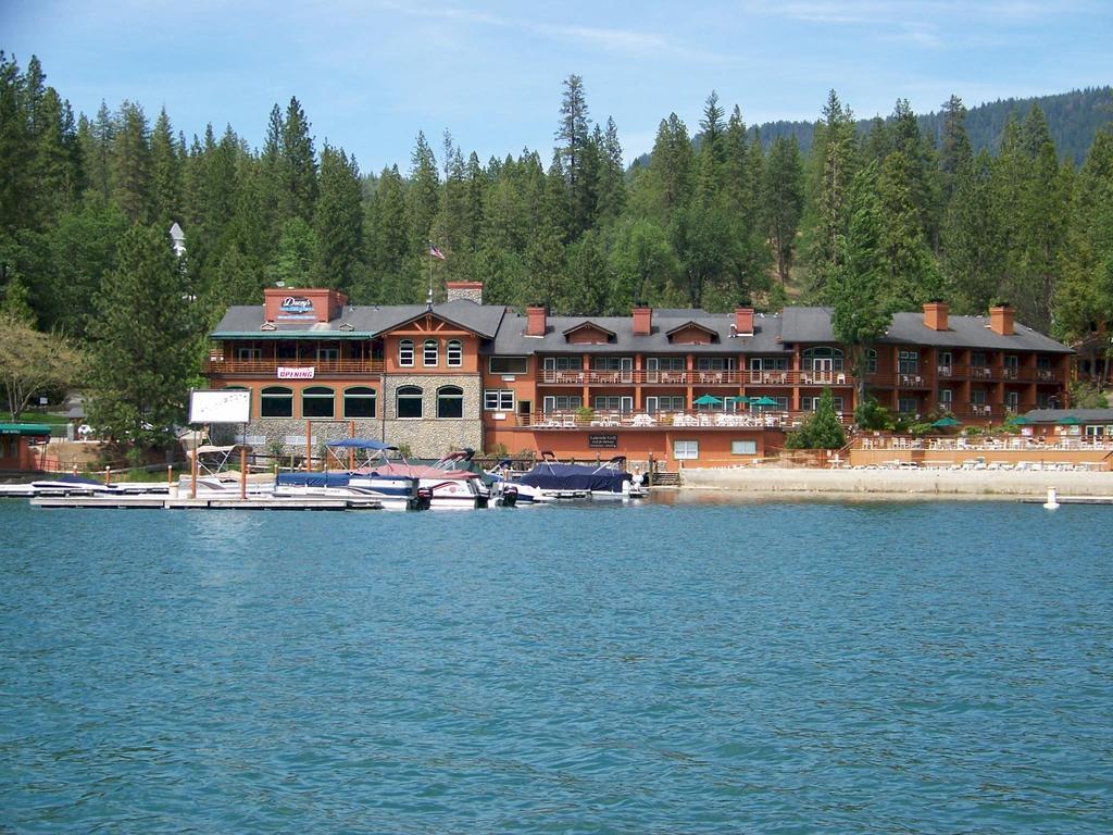 The Pines Resort & Conference Center Bass Lake Esterno foto